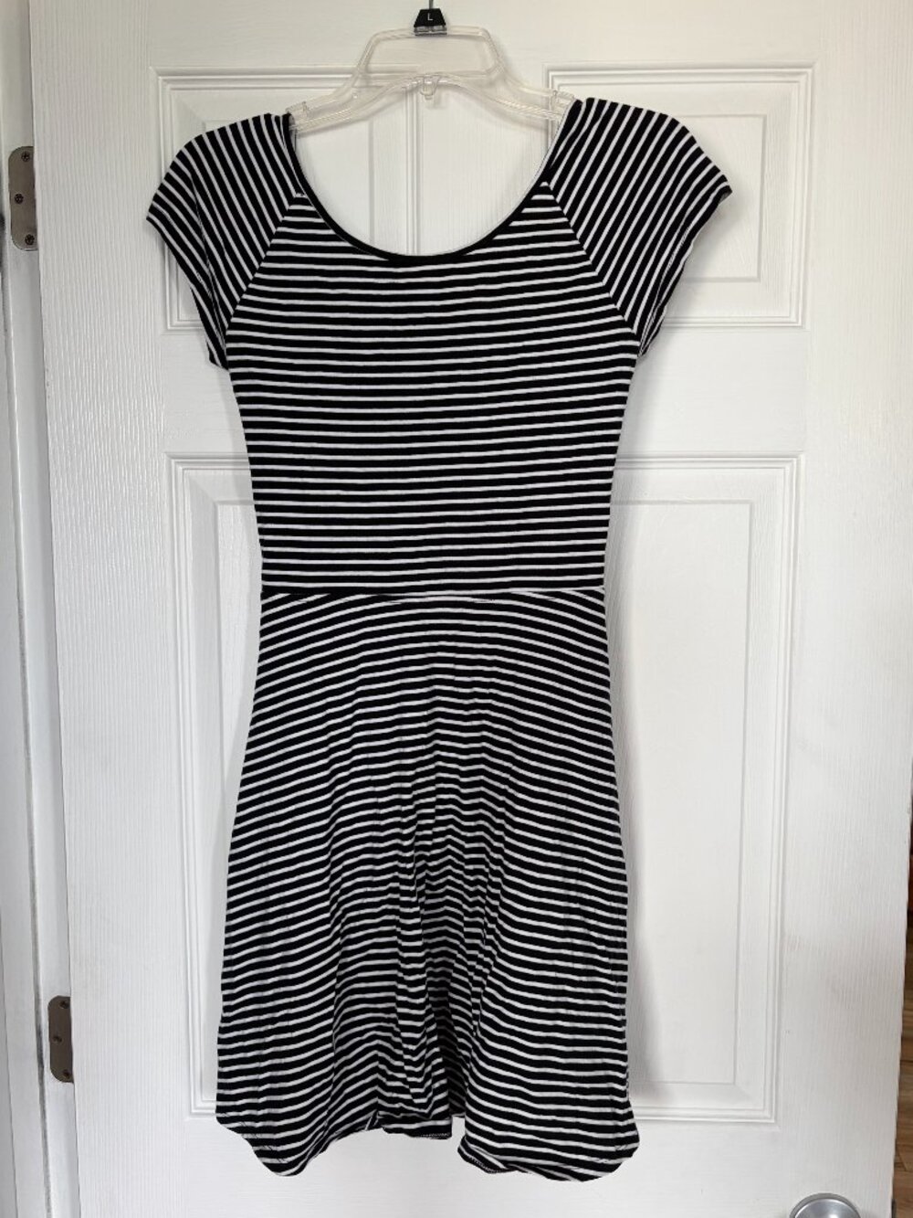 Ladies SO black and white striped short sleeve dress size Medium